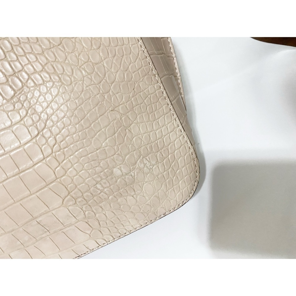 GUESS Croco Faux Leather Texture Tote Bag - Picture 13 of 16